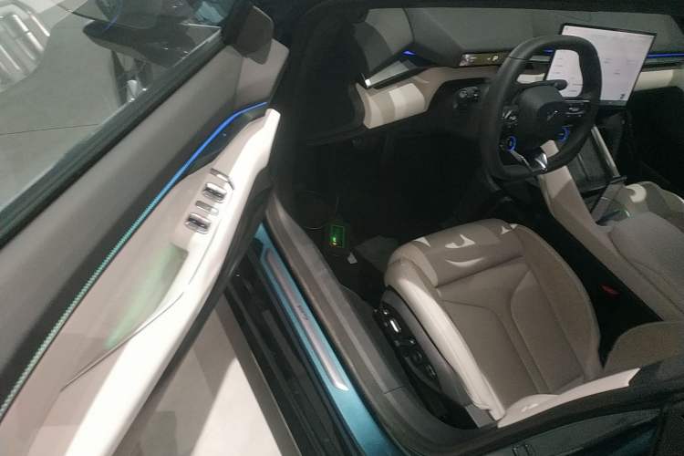 Used XPeng P7 2025 Model—702 Long Range Ultra