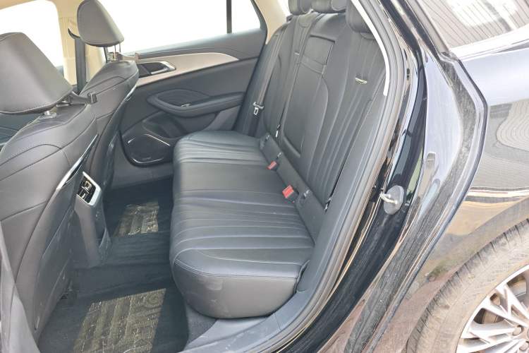 Used Hongqi H5 2024 1.5T DCT Smart Connect Flagship Edition Left Rear Seat