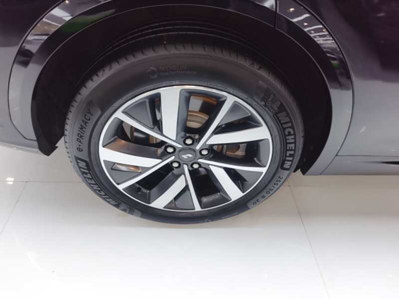 Used Li Auto L7 2023 Pro Model — 25