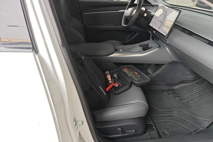 Used XPeng MONA M03 2024 620 with Ultra-Long Range
