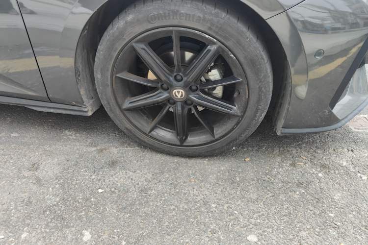 Used CHANGAN UNI-V 2022 1.5T Smart Navigation Version
