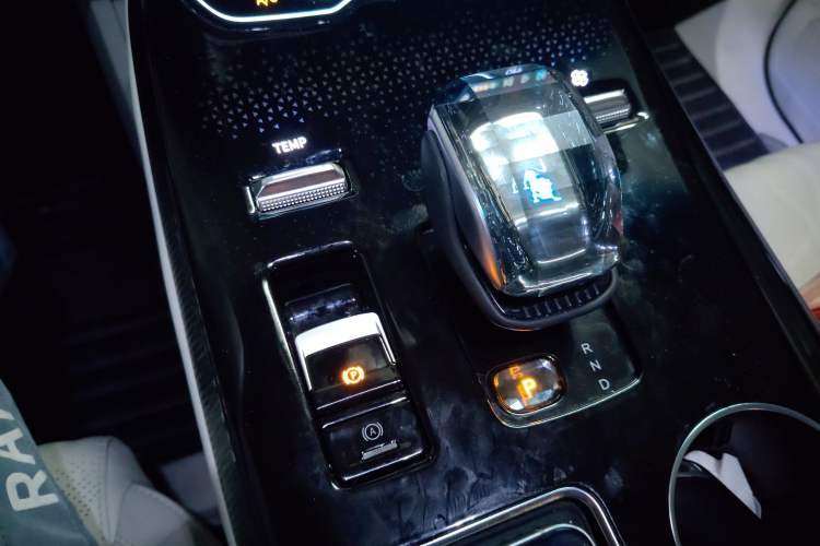 Used FORTHING Xinghai V9 2024 1.5TD 200km Qingyunti Series Premium Version