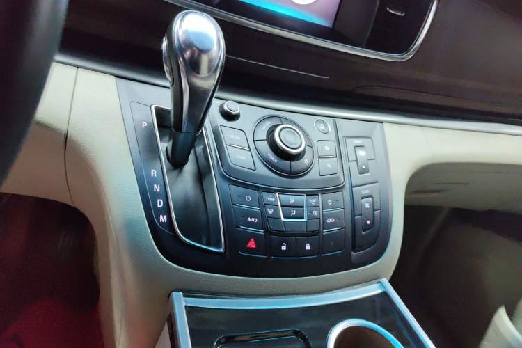 Used Buick GL8 2017 25S Comfort Version China V Standard