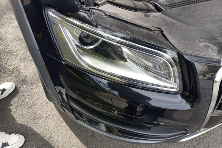Used Audi Q5 2017 Plus 40 TFSI Technology Model Right Front Headlight