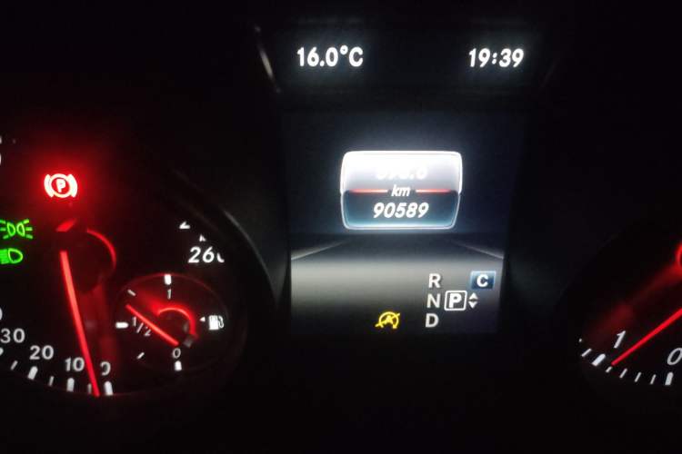 Used Mercedes-Benz GLA 2016 GLA 200 Fashion Model
