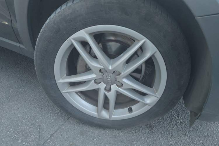 Used Audi Q5 2017 Plus 40 TFSI Technology Model
