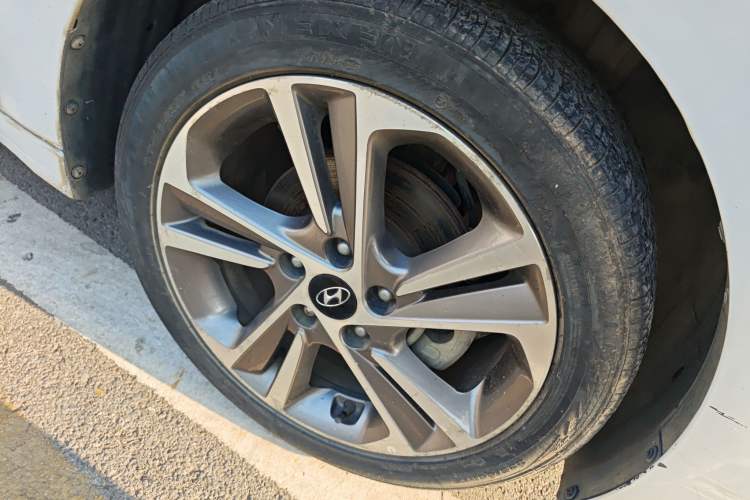 Used Hyundai Elantra (6th Generation / Lingdong) 2016 1.6L Automatic ZhiXuan – Elite Version
