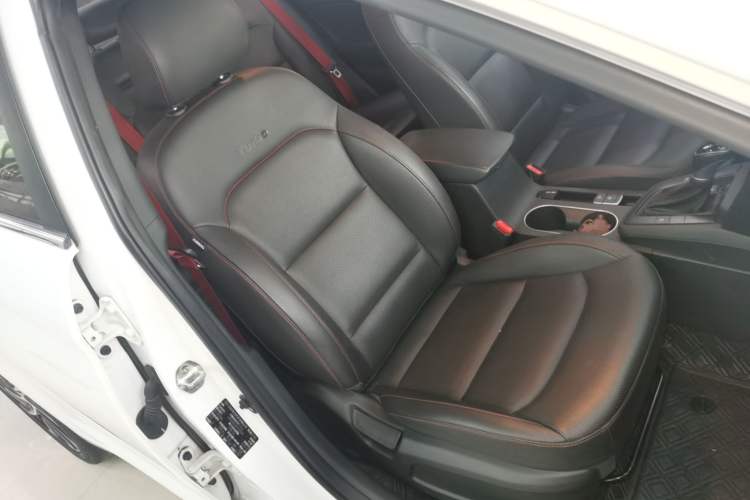 Used Hyundai Elantra (6th Generation / Lingdong) 2019 1.4T Dual-Clutch Xuan Dong · Dynamic Model Right Front Seat