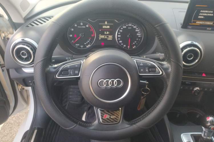 Used Audi A3 2015 Limousine 40 TFSI Automatic Comfort Model