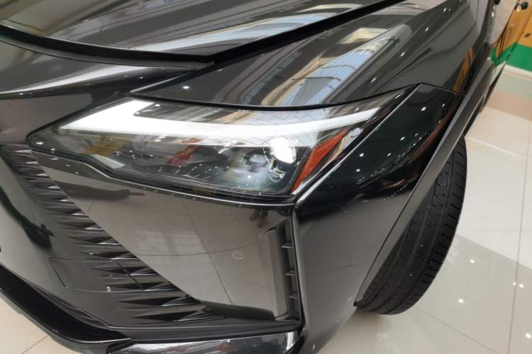 Used Lexus RZ 2023 450e All-Wheel Drive Luxury Edition

