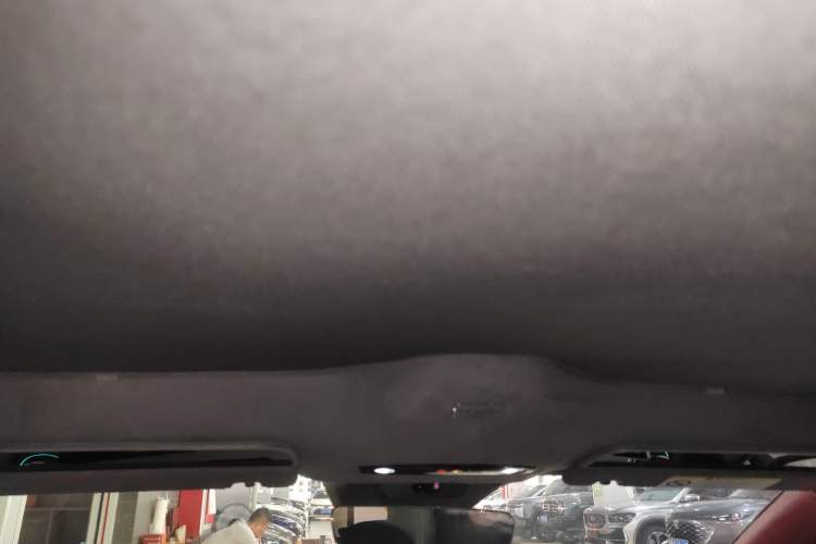 Used Geely Galaxy E8 2024 665 km Range Rear-Drive Starship Long-Range Version Headliner