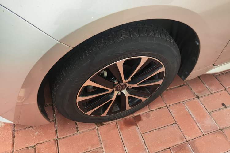 Used Toyota Levin 2023 185T CVT Luxury Edition Left Front Wheel Hub