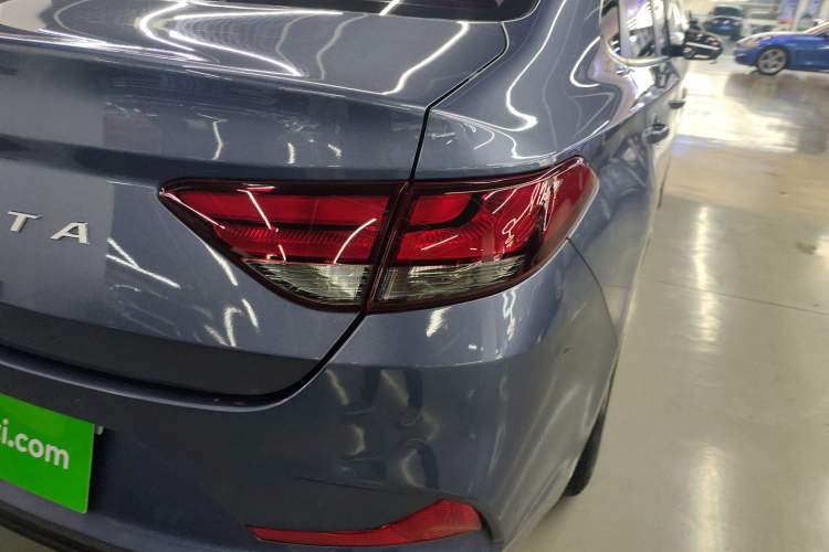 Used Hyundai Celesta 2020 1.6L Automatic GL Enjoyable Edition