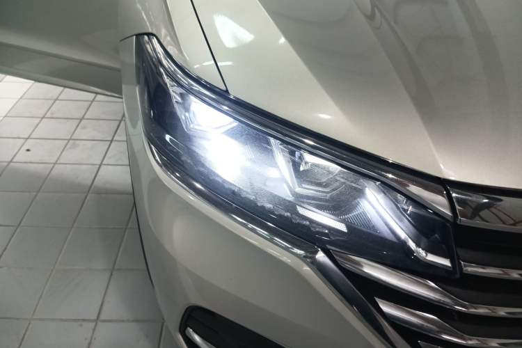 Used Volkswagen Viloran 2024 330TSI Luxury Edition