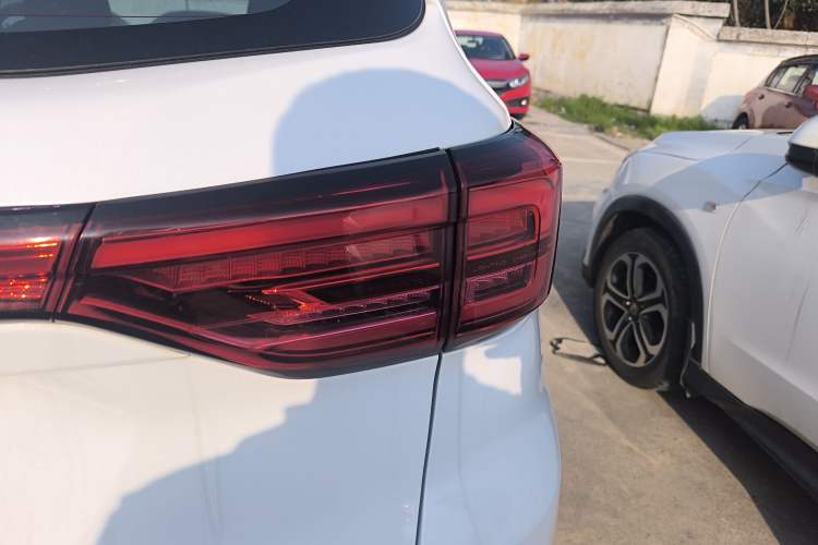 Used CHANGAN CS75 2020 280T DCT Luxury Model China VI Standard
