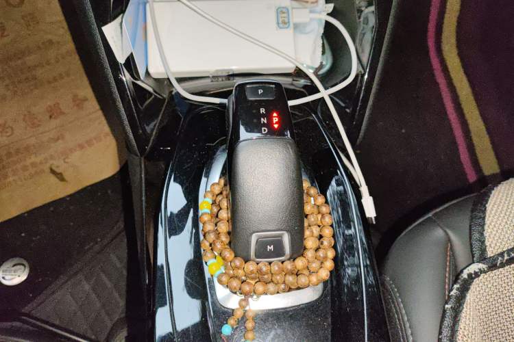 Used Peugeot 2008 2022 230THP THE ONE Gear Lever