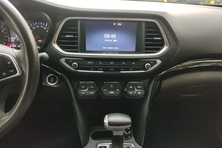 Used GAC Trumpchi GS4 2017 235T Automatic Two-Wheel Drive Luxury Smart Connectivity Version