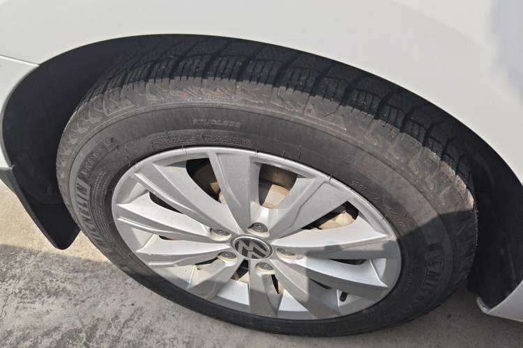 Used Volkswagen Sagitar 2016 230TSI 25th Anniversary Edition
