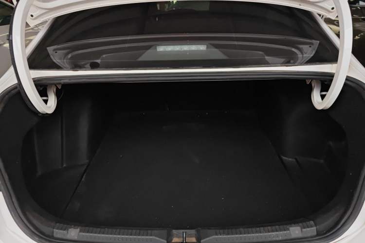 Used Volkswagen Lavida 2021 280TSI DSG Comfort Edition Trunk