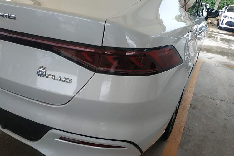 Used BYD Qin PLUS 2023 Champion Edition DM-i 120KM Beyond Model