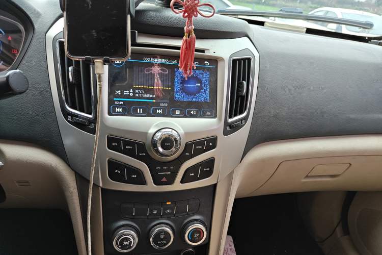 Used Haima S7 2015 Revised Version 2.0L Manual – Zongchi Trim
