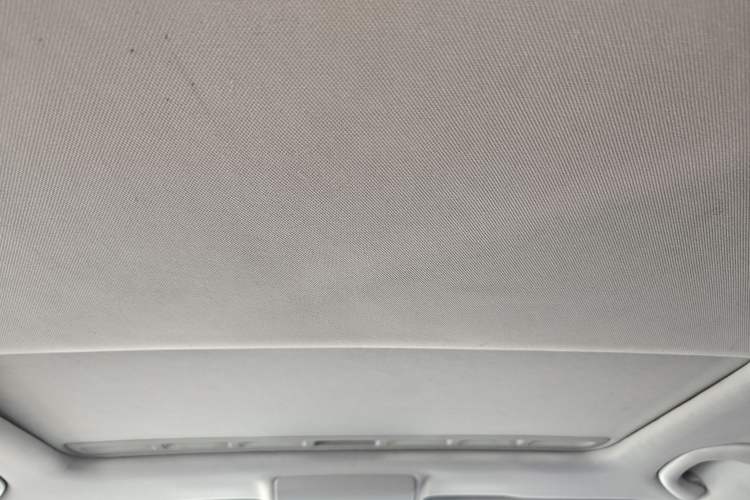 Used Volkswagen Lavida 2013 Restyled Classic 1.6L Automatic Comfort Edition Headliner