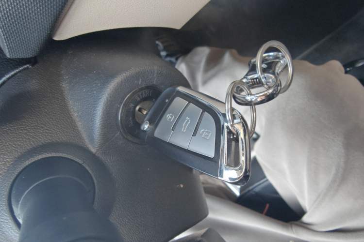 Used Chery Fengyun 2 2015 1.5L Manual New Edition Vehicle Key