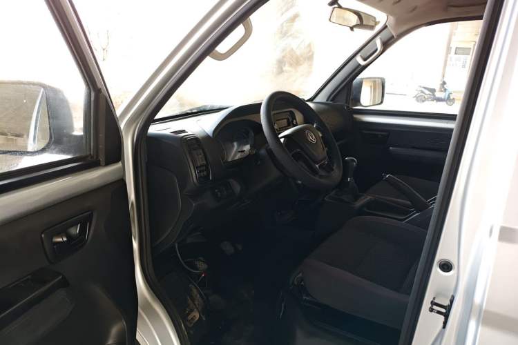 Used Dongfeng Xiaokang D71 2023 1.6L LV0 SFG16C