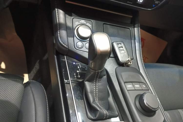 Used Lexus ES 2015 200 Elite Edition