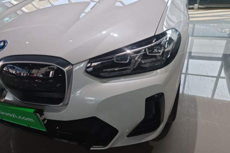 Used BMW iX3 2022 Updated Leading Version
