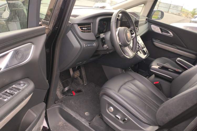 Used Hongqi HQ9 PHEV 2024 2.0T Four-Wheel Drive Business Edition
