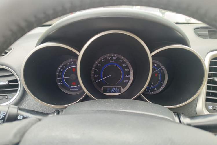 Used CHANGAN Eado 2015 1.6L Manual Luxury Model China V Standard