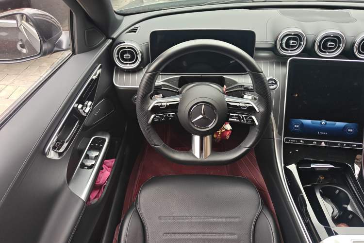 Used Mercedes-Benz C-Class 2022 Restyled C 260 L Sport Edition Steering Wheel