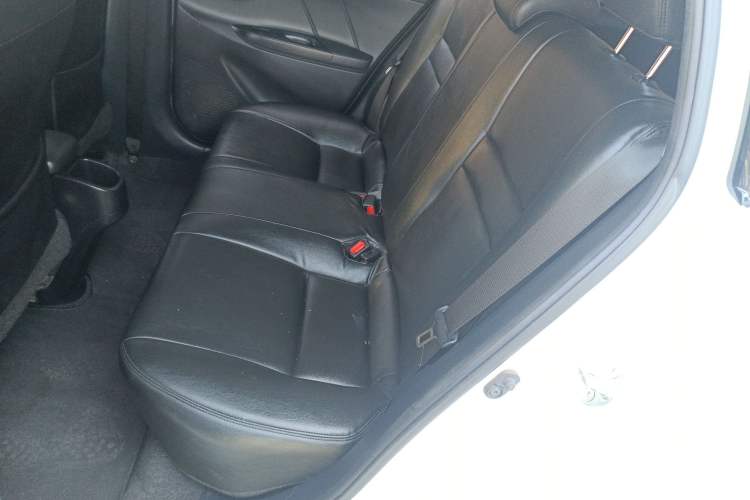 Used Toyota YARiS L Zhi Xuan 2019 1.5E CVT Dynamic Edition China VI compliant