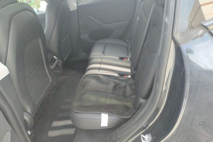 Used Tesla Model Y 2024 Rear-Wheel-Drive Version
