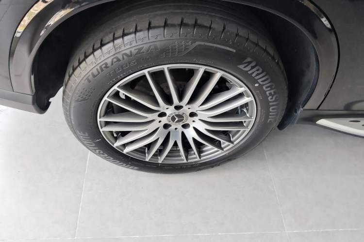 Used Mercedes-Benz GLC 2024 Refreshed GLC 300 L 4MATIC Dynamic Version 5 Seats