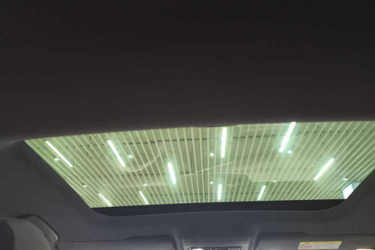 Used Volkswagen Golf 2023 Facelift 280TSI DSG R-Line Lite