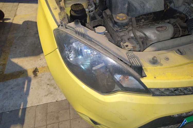 Used MG 3 2013 1.5L Manual Value Edition Right Front Headlight