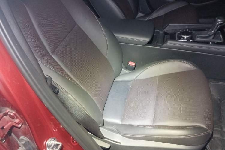 Used Mazda 3 Axela 2022 2.0L Automatic Zhiya Edition Right Front Seat