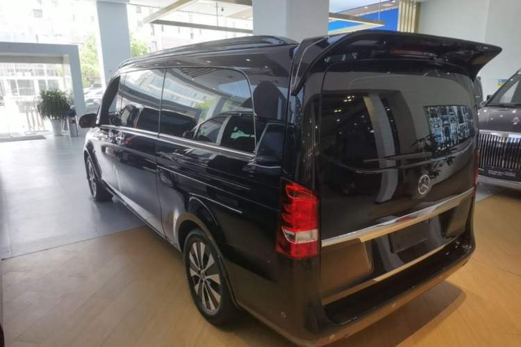 Used Mercedes-Benz Vito 2021 2.0T Business Version 7 Seats Rear Left 45 Deg