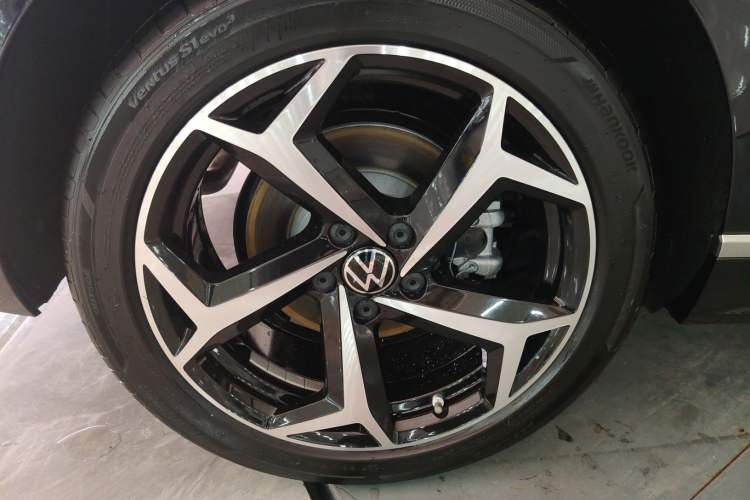 Used Volkswagen Magotan 2023 2 Million Units Commemorative Edition 330TSI DSG Luxury Version
