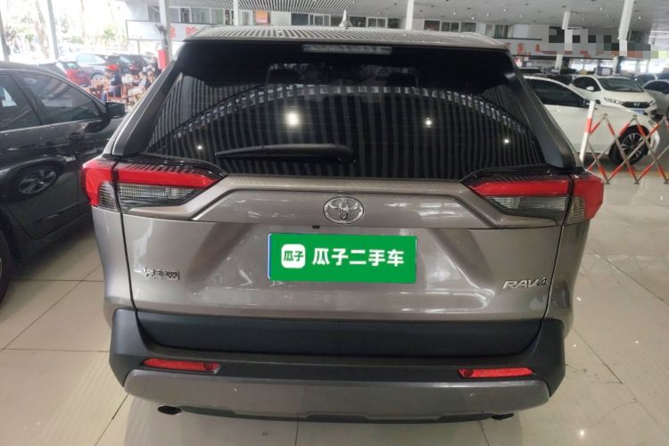 Used Toyota RAV4 2021 2.0L CVT Two-Wheel Drive Fashion Edition