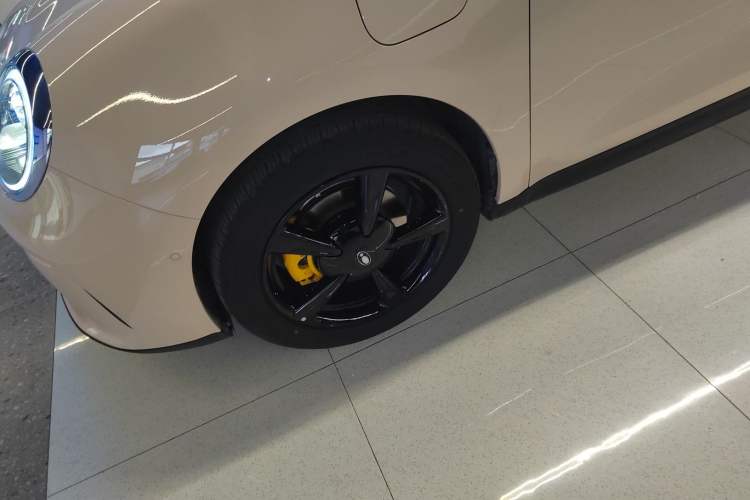 Used ORA Good Cat 2025 Model, 430 km Prestige Version
