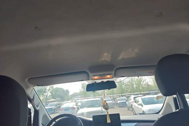 Used JAC Refine M3 2022 PLUS 1.8L 7-seater Standard Model