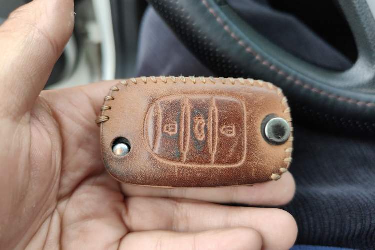 TDK.VehicleDetails.img