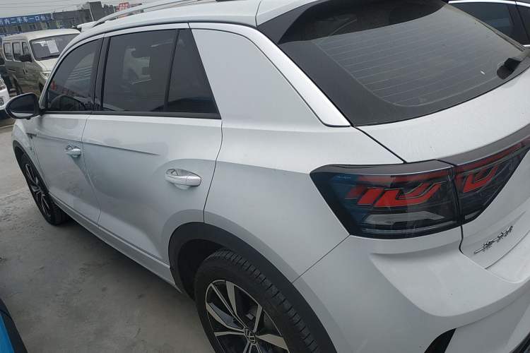 Used Volkswagen T-ROC 2024 300TSI DSG Two-Wheel-Drive Chen Guang Edition