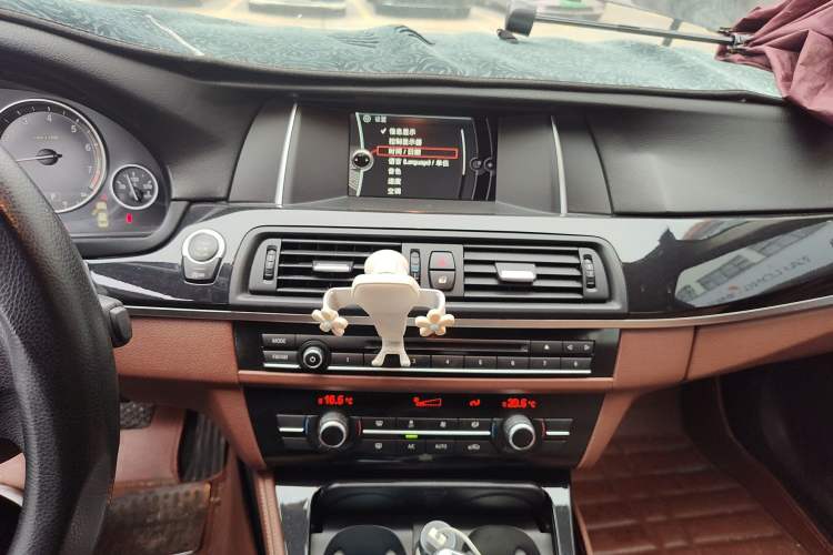 Used BMW 5 Series 2014 520Li Elegant Model