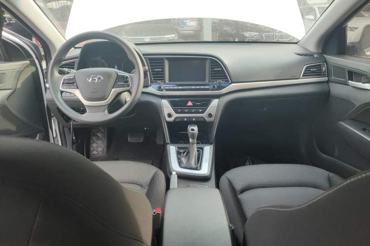 Used Hyundai Elantra (6th Generation / Lingdong) 2016 1.6L Automatic ZhiXuan – Elite Version