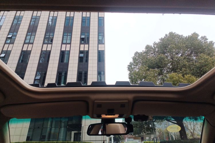 Used BMW 3 Series 2011 325i Luxury Edition
