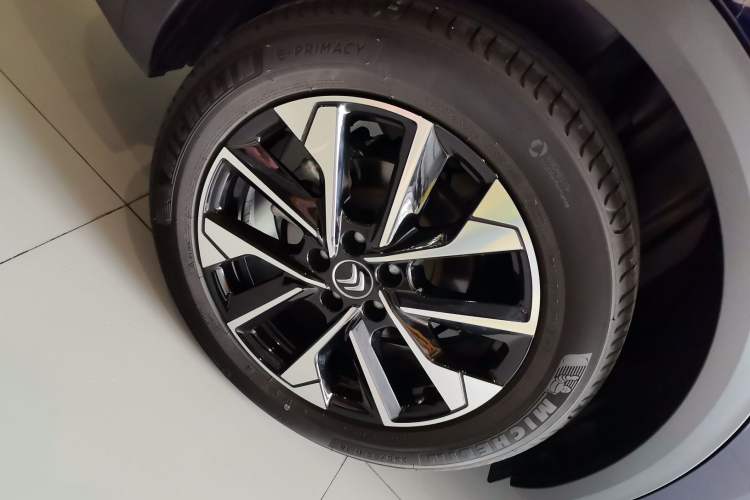 Used Citroen C5 X 2024 1.6T Extraordinary Power Exterior 5